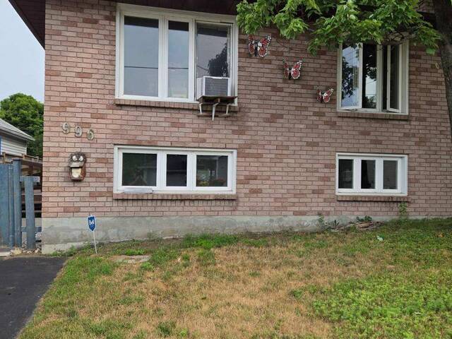 996 METCALFE STREET North Bay Ontario, P1B 2R3 - 4 Bedrooms Home For Sale