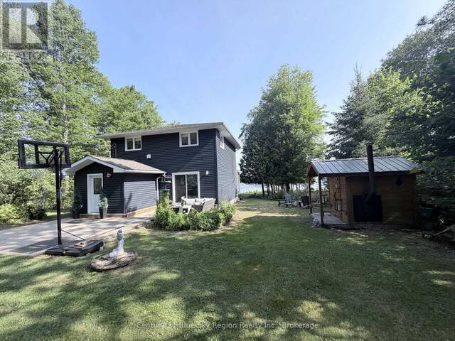 64 NINOVAN ROAD E North Bay Ontario, P1B 8Z4 - 3 Bedrooms Waterfront Home For sale