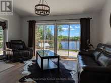 93 ONTARIO STREET | James Ontario | Slide Image Nine