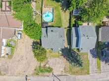554 LAKESHORE DRIVE | North Bay Ontario | Slide Image Three