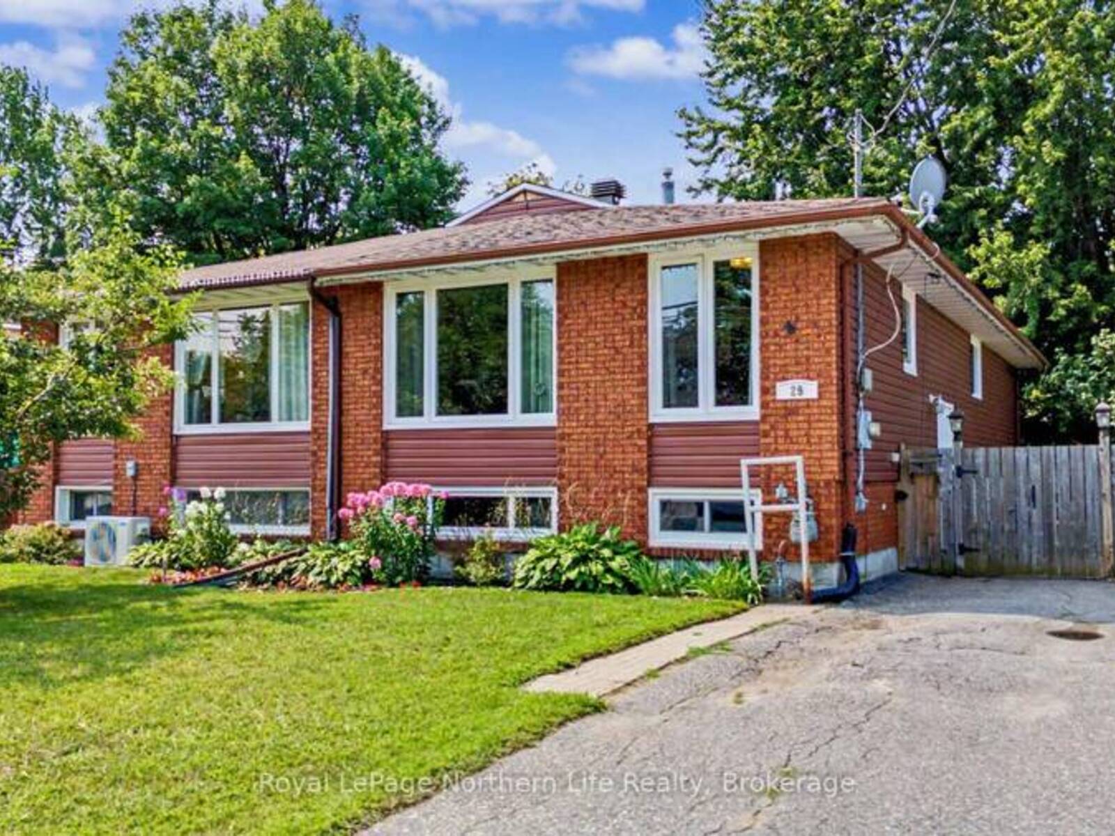 29 POLLARD AVENUE, North Bay, Ontario P1A 1Z4