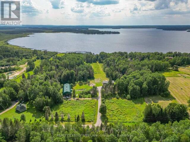 575 GOLF COURSE ROAD Powassan Ontario, P0H 1Z0 - 4 Bedrooms Waterfront Home For sale