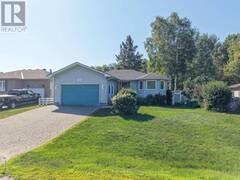 33 GOLF COURSE ROAD North Bay Ontario, P0H 1H0