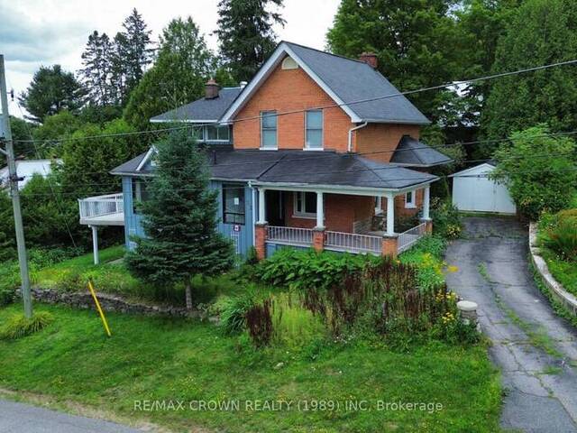 23 LANSDOWNE STREET W Huntsville Ontario, P1H 1W1 - Property For Sale