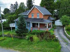 23 LANSDOWNE STREET W Huntsville Ontario, P1H 1W1