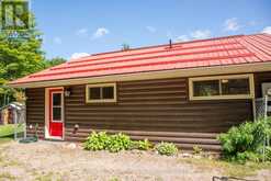 472 O'CONNOR LINE | Powassan Ontario | Slide Image Four