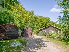 472 O'CONNOR LINE Powassan Ontario, P0H 1Z0