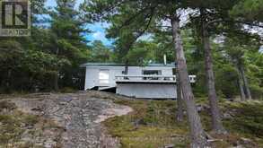 82 JESSUP ISLAND | Nipissing Ontario | Slide Image Eleven