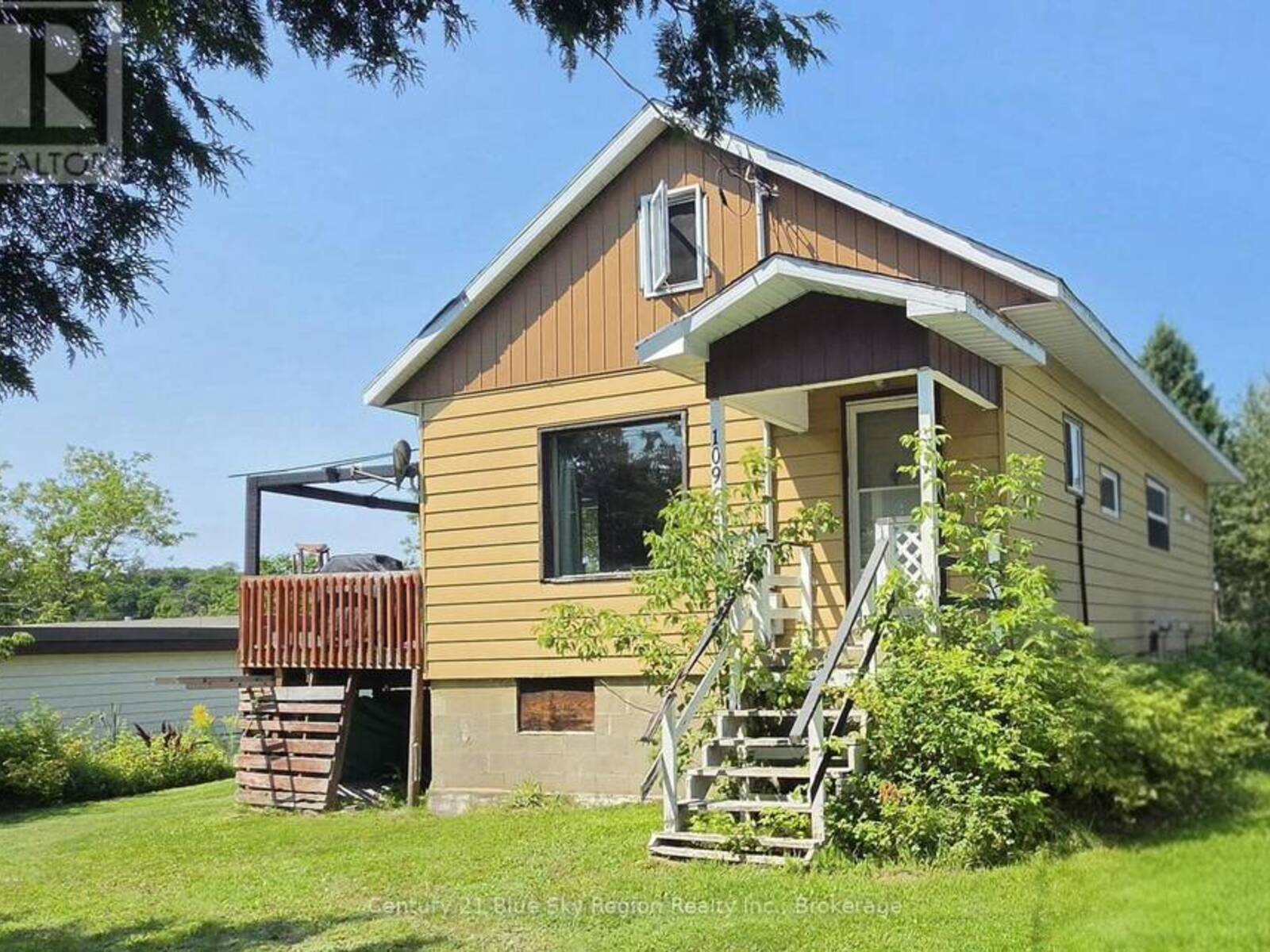 109 JAMES STREET, North Bay, Ontario P0H 1E0