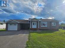 152 PINE STREET W | Temiskaming Shores Ontario | Slide Image Two