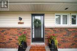 756 EASTWOOD AVENUE | North Bay Ontario | Slide Image Three