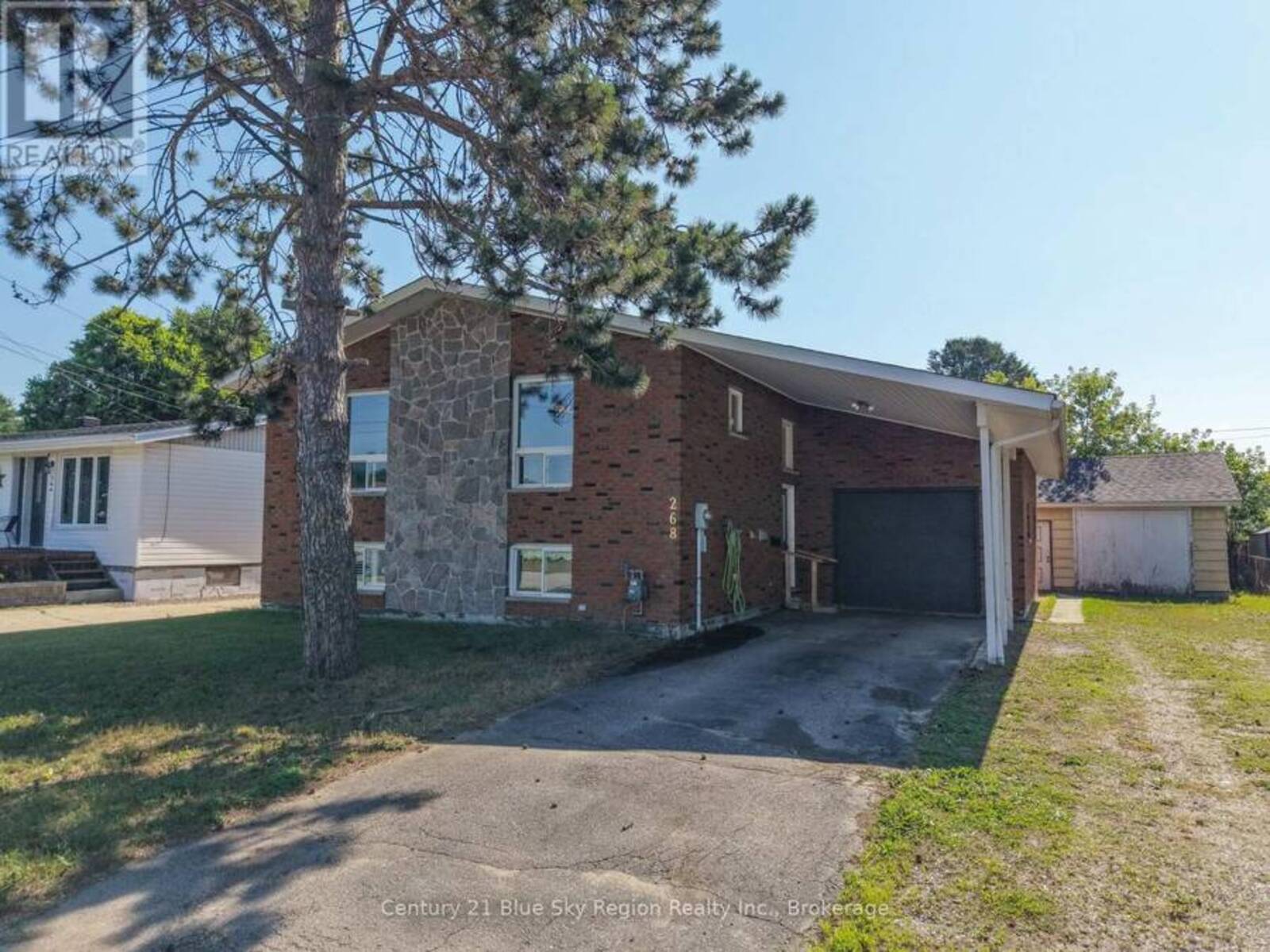 268 LEVESQUE STREET, West Nipissing, Ontario P2B 3A3