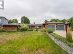 185 WALLACE HEIGHTS DRIVE North Bay Ontario, P1C 1E7