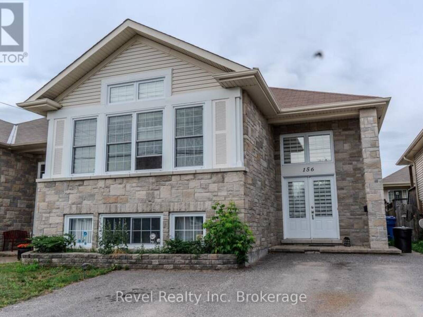 156 GREENWOOD AVENUE, North Bay, Ontario P1B 5E9
