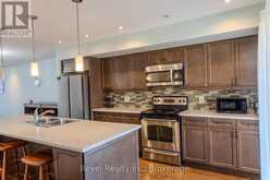156 GREENWOOD AVENUE | North Bay Ontario | Slide Image Fifteen