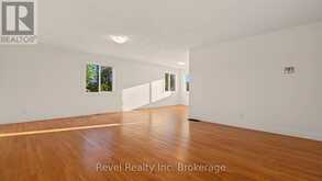 125 BOOTH ROAD | Parry Sound Ontario | Slide Image Eight