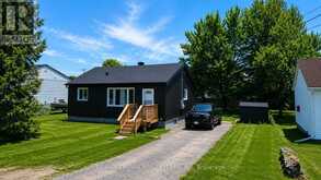 479 ANGUS AVENUE | North Bay Ontario | Slide Image One