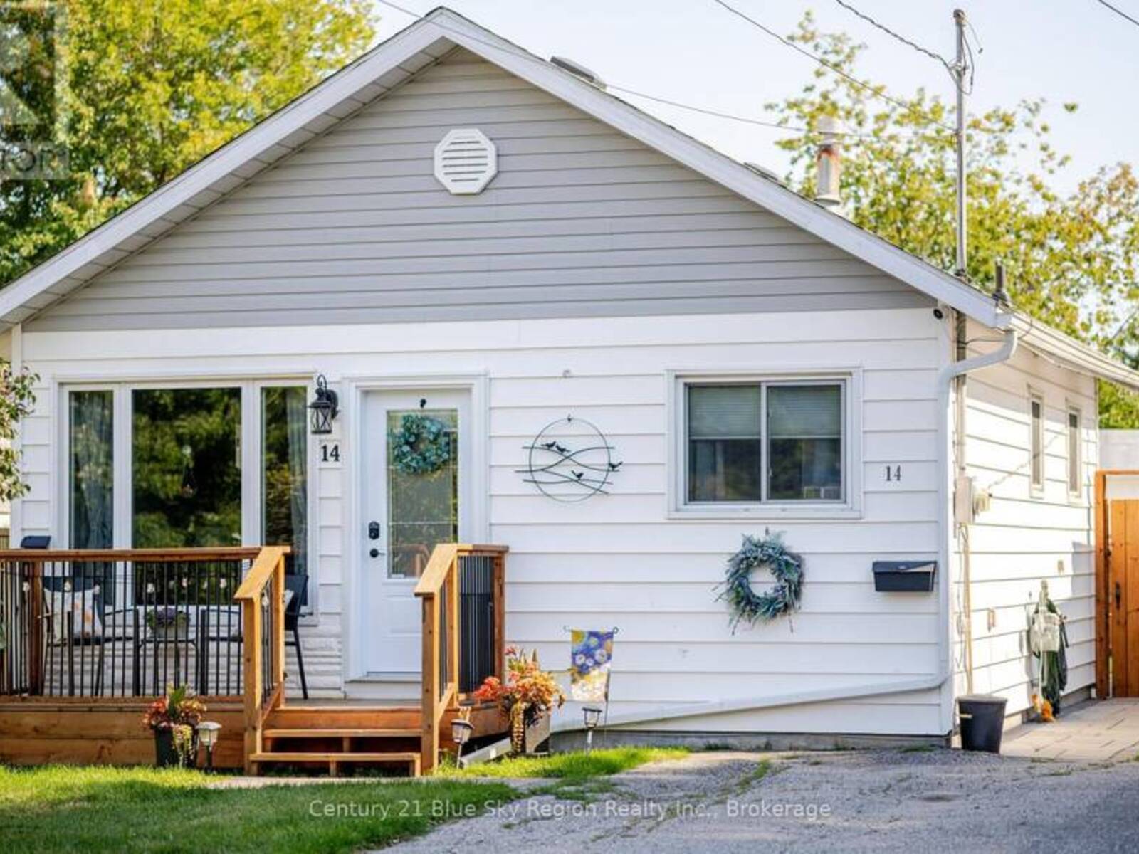 14 MACDONALD AVENUE W, North Bay, Ontario P1A 1G4