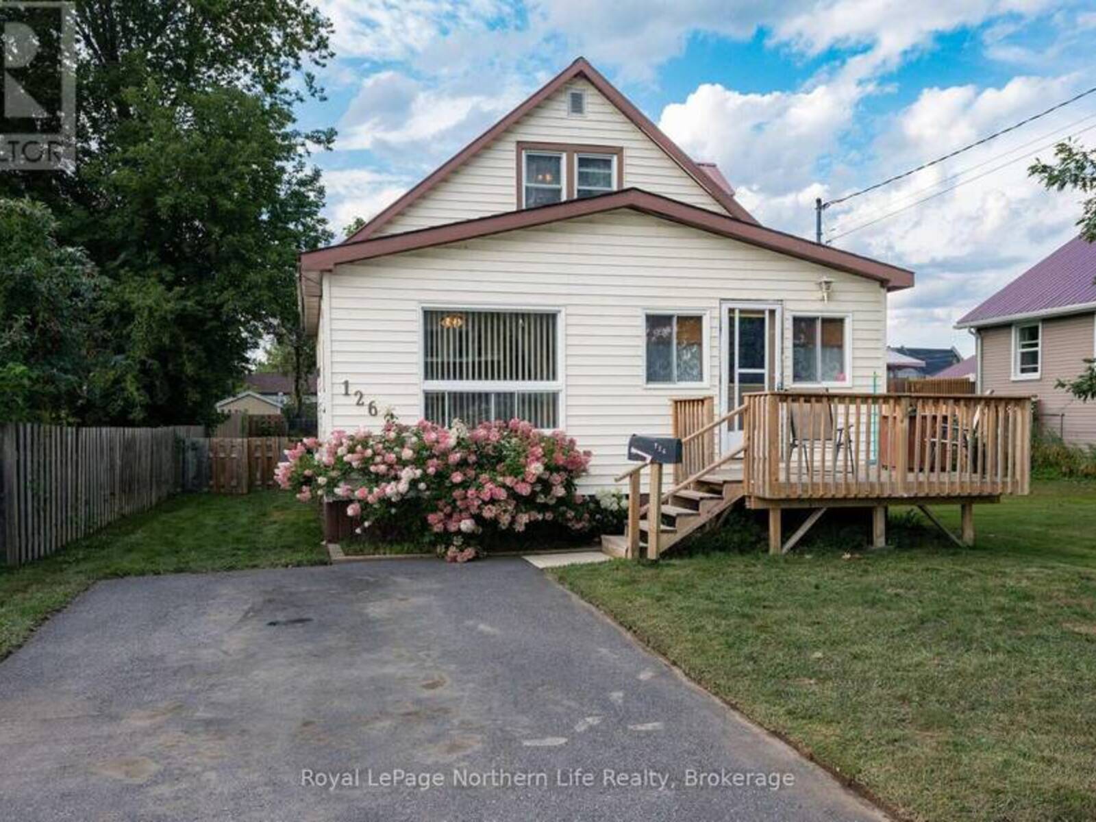 126 JUDGE AVENUE, North Bay, Ontario P1A 1B6