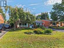 328 MCKENZIE AVENUE | North Bay Ontario | Slide Image Three