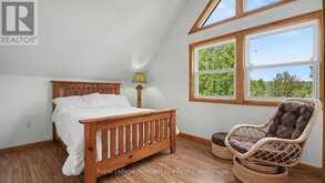 33 WHITE BEAR COURT | Temagami Ontario | Slide Image Thirty-six