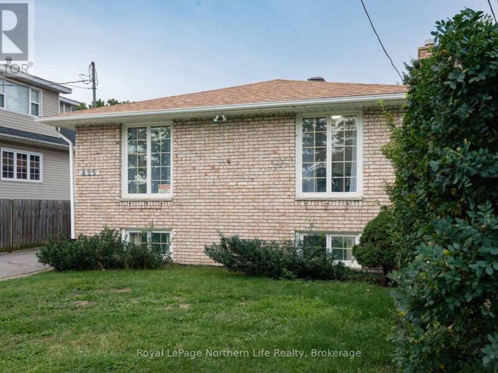 855 MEMORIAL DRIVE, North Bay, Ontario P1A 1X9