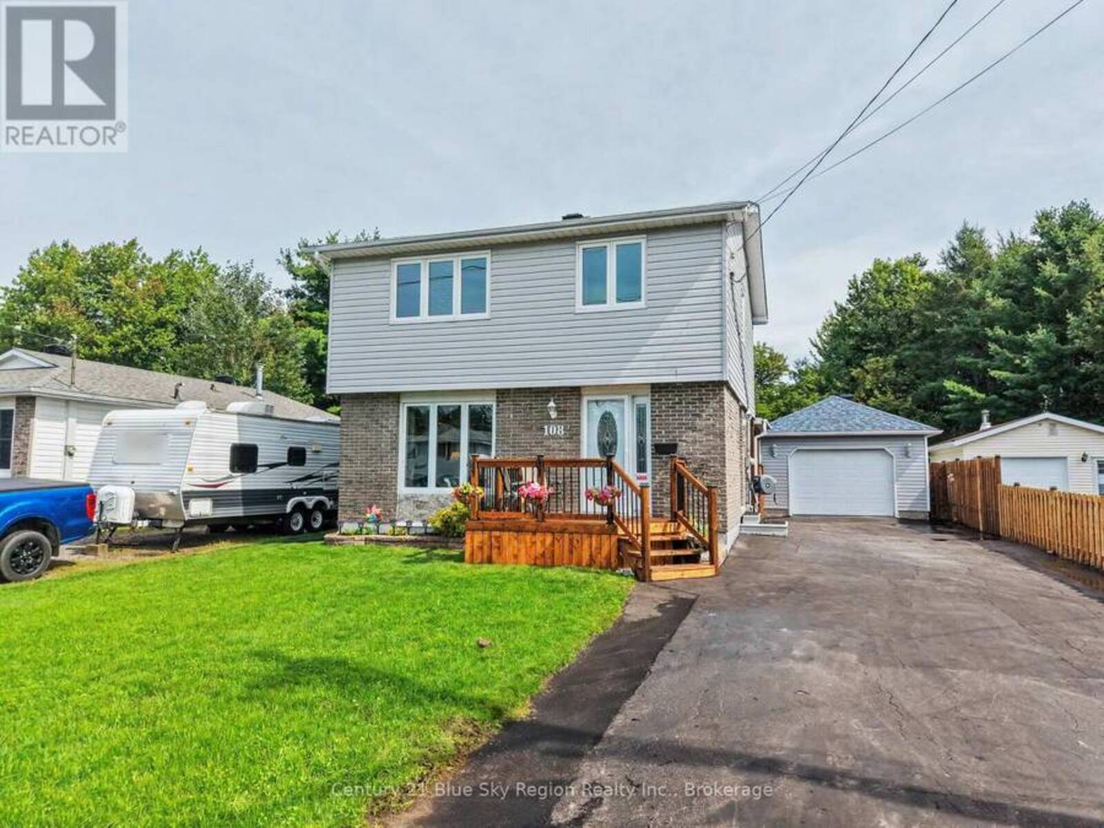 108 TWEEDSMUIR DRIVE, North Bay, Ontario P1A 3T6