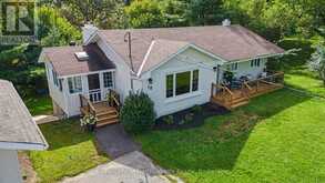 18 BIG BEND AVENUE | Powassan Ontario | Slide Image Five