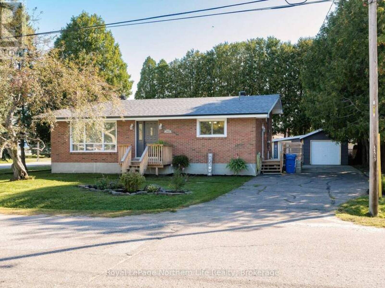 248 LEE AVENUE, North Bay, Ontario P1A 2K8