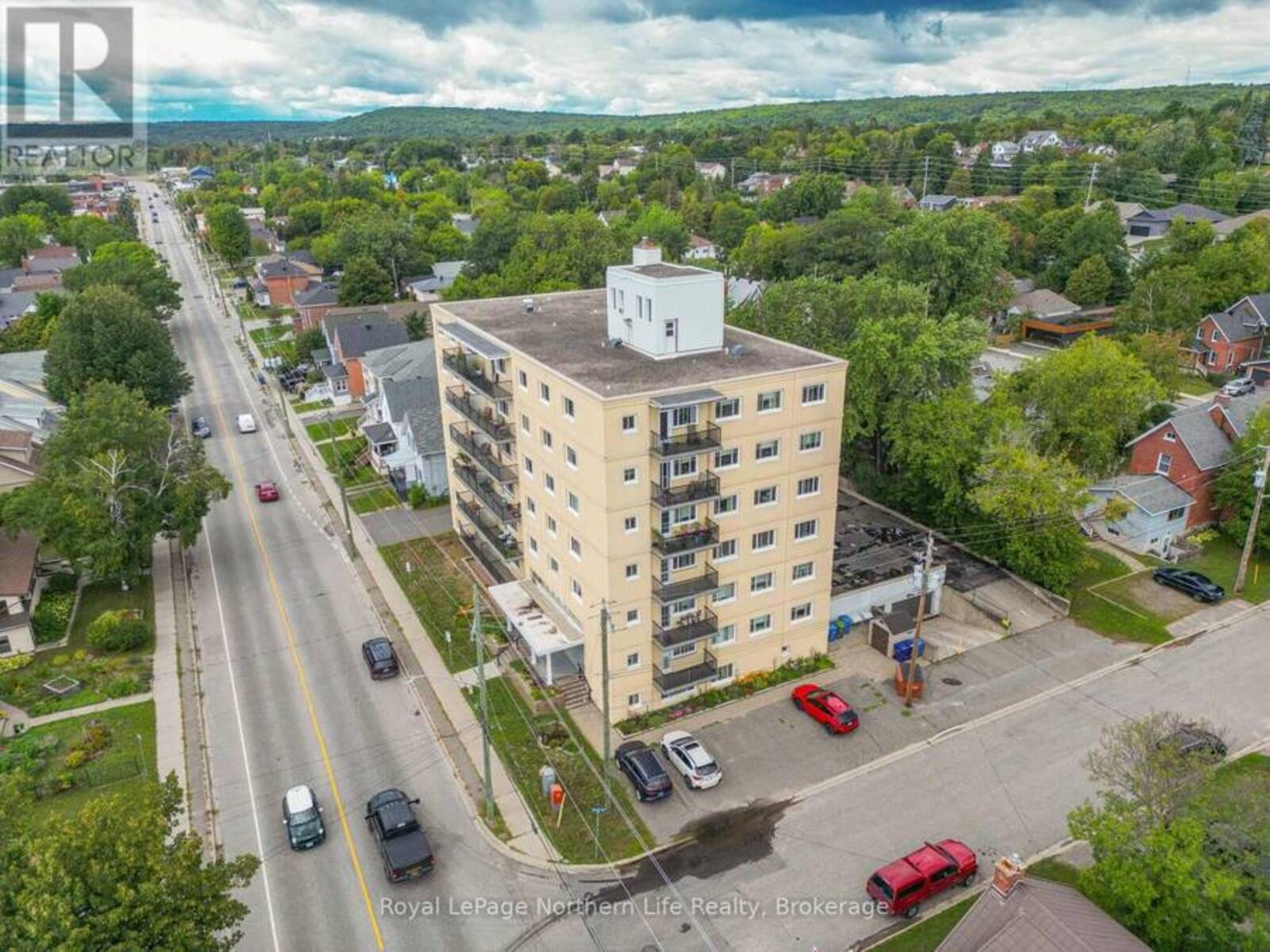 202 - 810 MAIN STREET W, North Bay, Ontario P1B 2V9