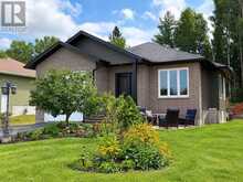 30 OSPREY CRESCENT | North Bay Ontario | Slide Image Two