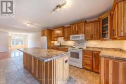 9 - 624 LAKESHORE DRIVE | North Bay Ontario | Slide Image Eight