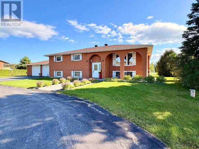 448 SALTER STREET West Nipissing Ontario, P2B 2T4 - 4 Bedrooms Home For Sale