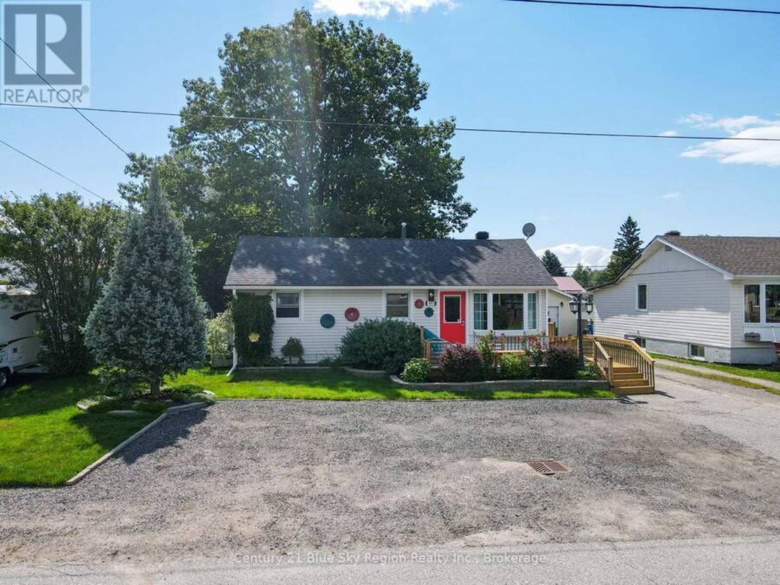 497 MONTROSE AVENUE, North Bay, Ontario P1B 7E8