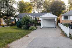 117 CAMPBELL AVENUE | North Bay Ontario | Slide Image Three