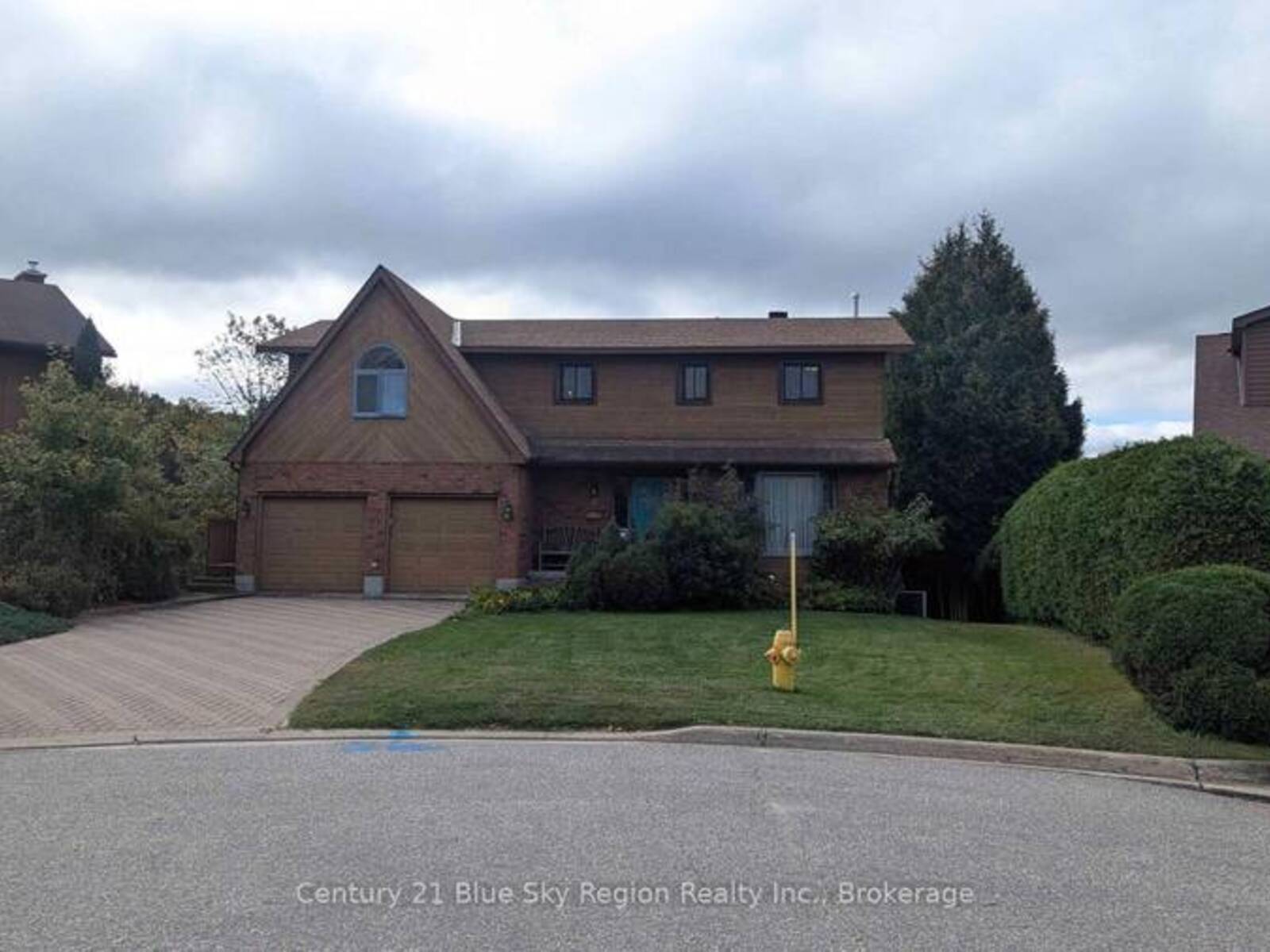 8 FOUND COURT, North Bay, Ontario P1A 4E5