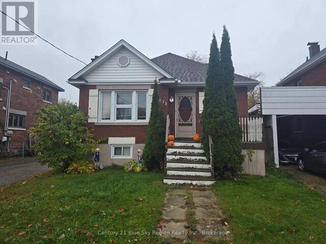 171 FIFTH AVENUE W North Bay Ontario, P1B 3N4 - 3 Bedrooms Home For Sale