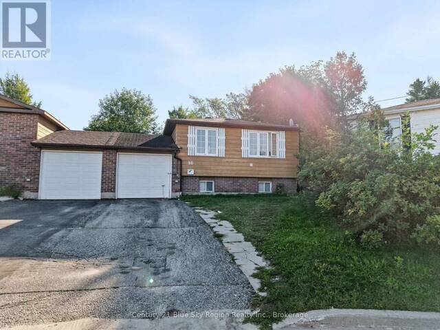 16 CYPRESS COURT North Bay Ontario, P1B 9G9 - 4 Bedrooms Home For Sale
