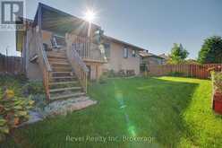 5 SUGARBUSH STREET | North Bay Ontario | Slide Image Four