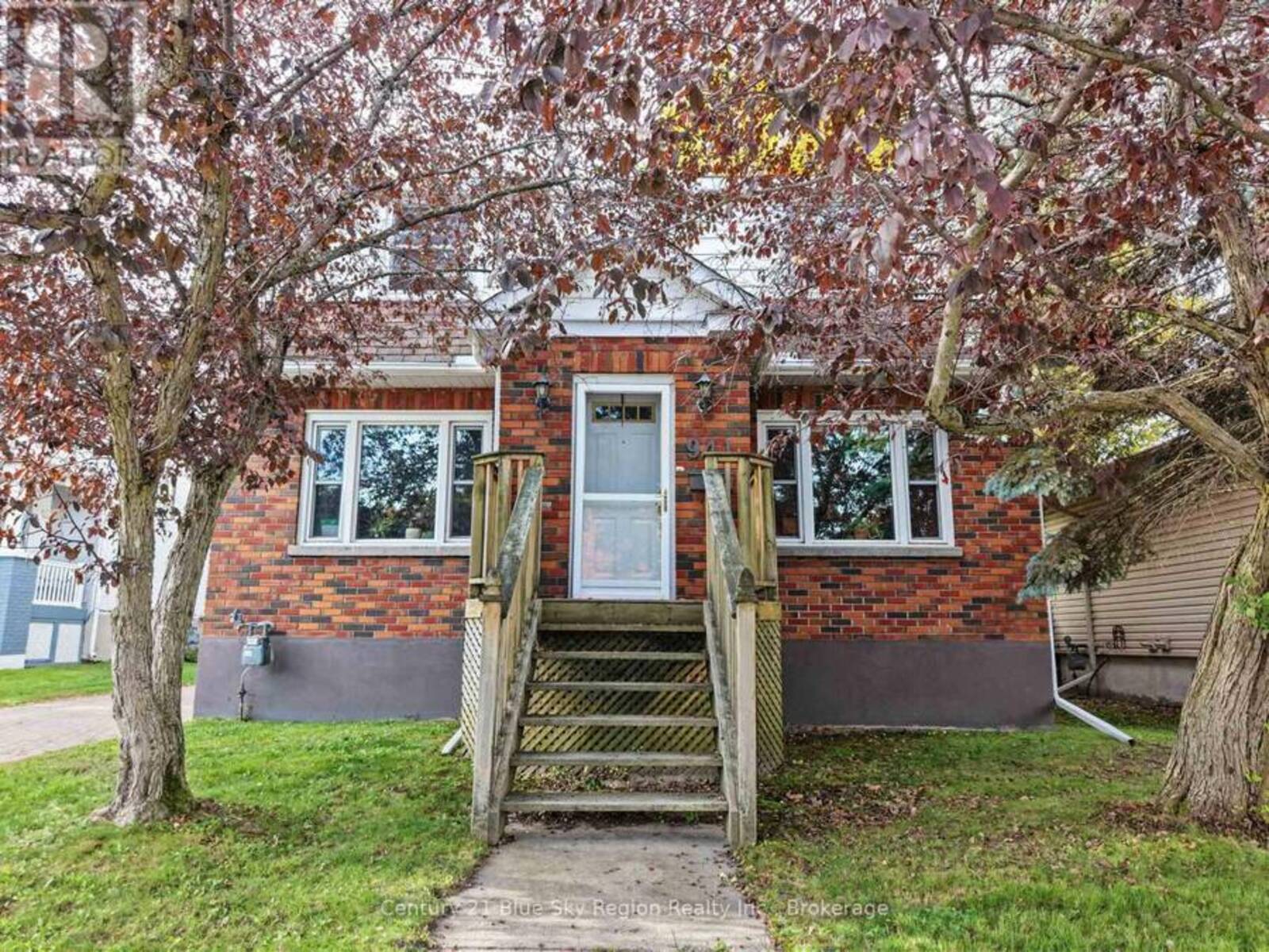 941 MAIN STREET W, North Bay, Ontario P1B 2W2