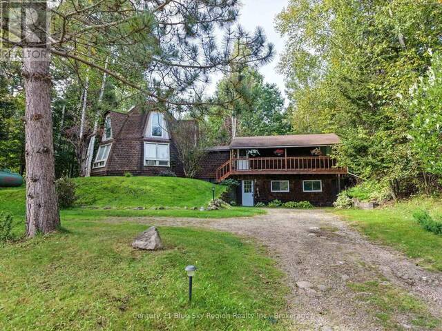 861 PINECREEK ROAD S North Bay Ontario, P0H 1H0 - 4 Bedrooms Home For Sale