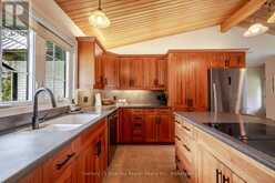 1 SPRINGDALE DRIVE | North Bay Ontario | Slide Image Eight