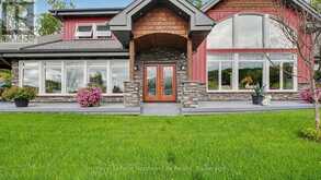 291 FOX DRIVE | Temagami Ontario | Slide Image Five
