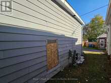 20 LOWER HELEN STREET | Temiskaming Shores Ontario | Slide Image Five