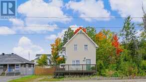 1230 CASSELLS STREET | North Bay Ontario | Slide Image One