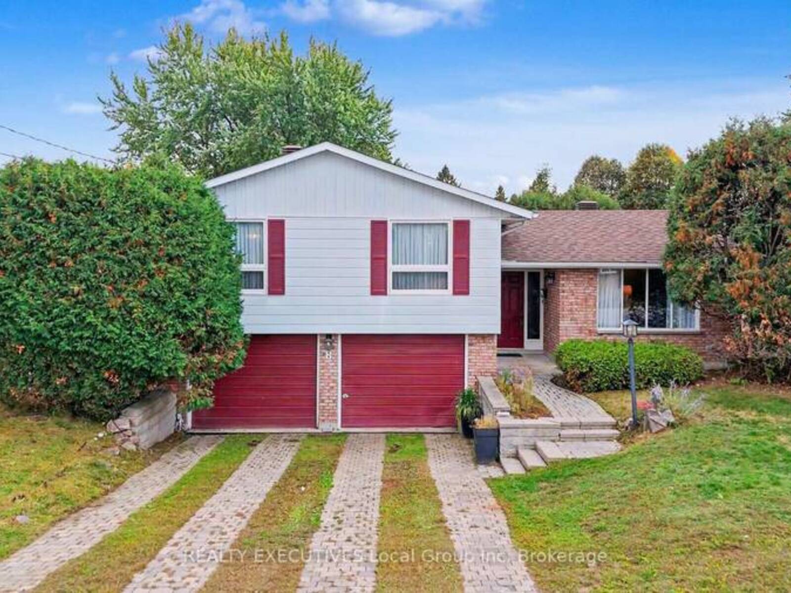 8 TALON STREET, North Bay, Ontario P1A 1N5
