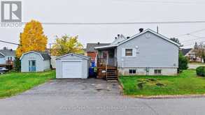 483 ABERDEEN AVENUE | North Bay Ontario | Slide Image Three