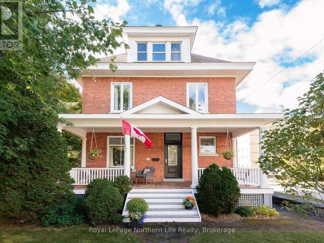 797 MCINTYRE STREET W North Bay Ontario, P1B 3A1 - 10 Bedrooms Home For Sale