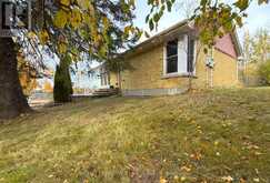 978 MAIN STREET N | North Bay Ontario | Slide Image Ten