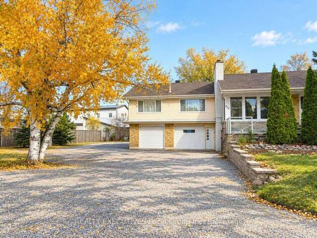 978 MAIN STREET N North Bay Ontario, P0H 1H0 - Multi-family Home For Sale